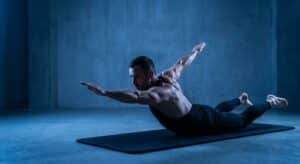 Treino de Costas Sem Equipamento para Instrutores de Artes Marciais